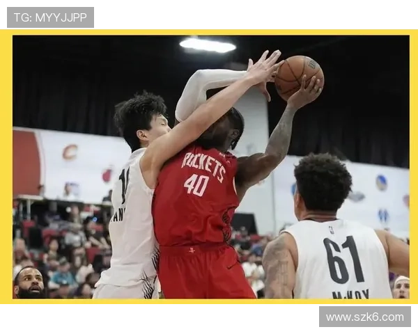 杨瀚森以丑香打法震慑老詹用塑料英语调侃湖蜜引发热议